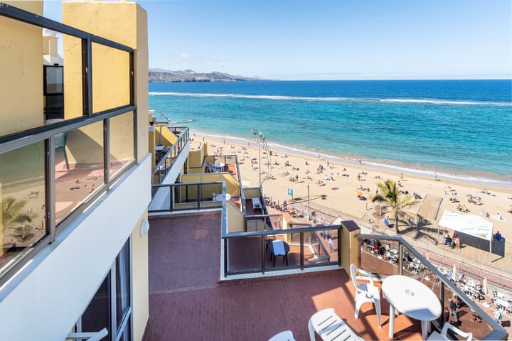 Apartamentos Colón Playa