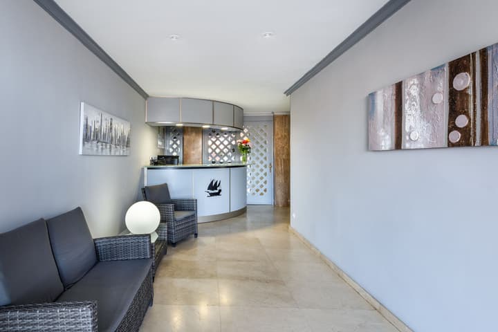 Apartamentos Colón Playa
