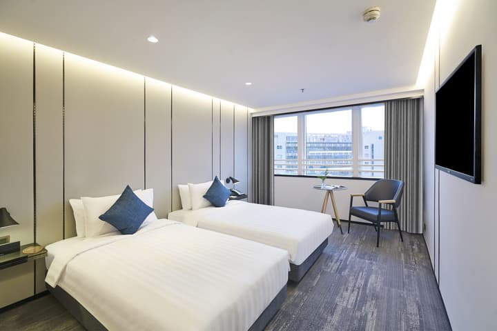 Hotel COZi · Oasis