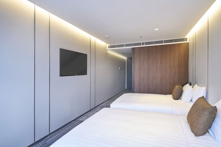 Hotel COZi · Oasis