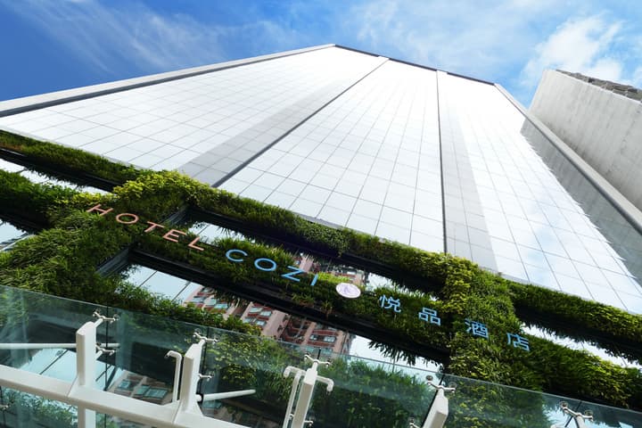Hotel COZi · Oasis