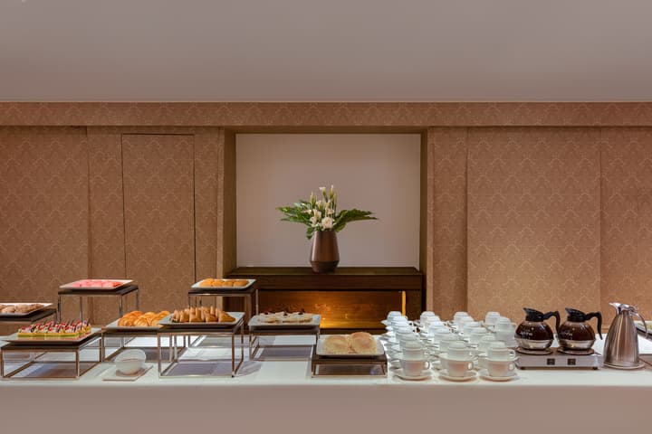 The Golden Ridge Hotel