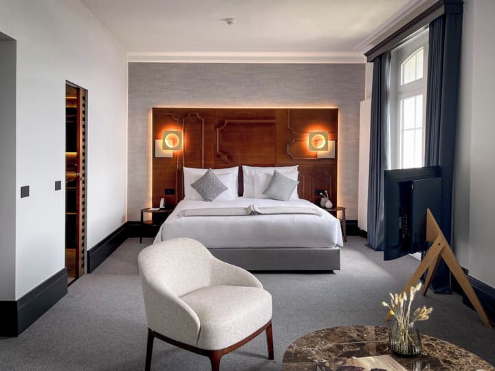 Villars Palace