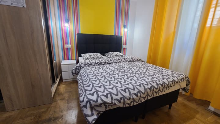 Lorf Hostel&Apartments