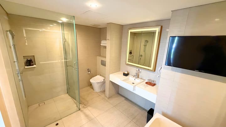 Kuta Galleria Hotel