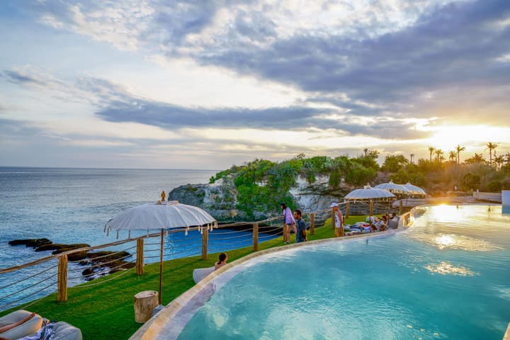 Ora Resort Avia Blue Lagoon