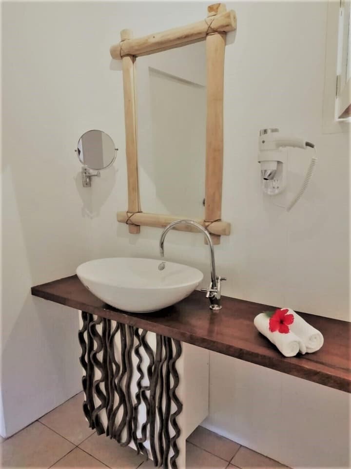 Bliss Hotel Praslin