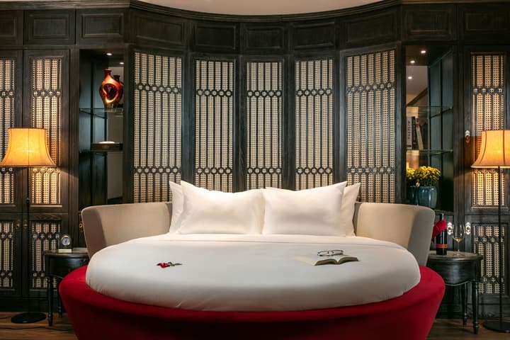 Shining Central Hotel & Spa