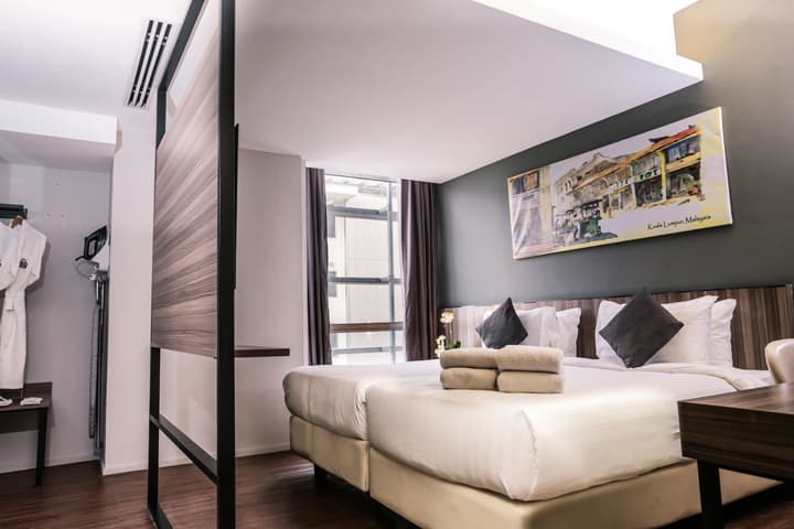 Days Hotel and Suites Fraser Business Park KL