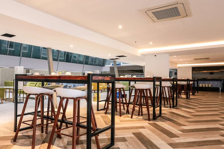 Days Hotel and Suites Fraser Business Park KL