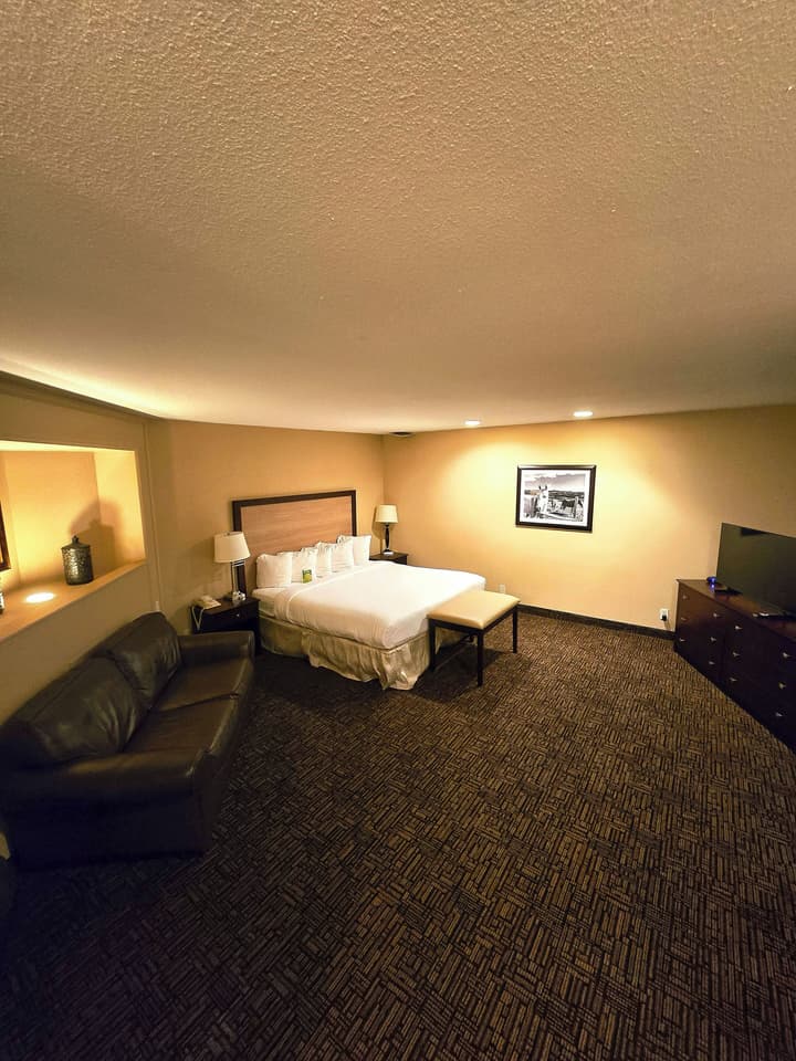 Heritage Inn