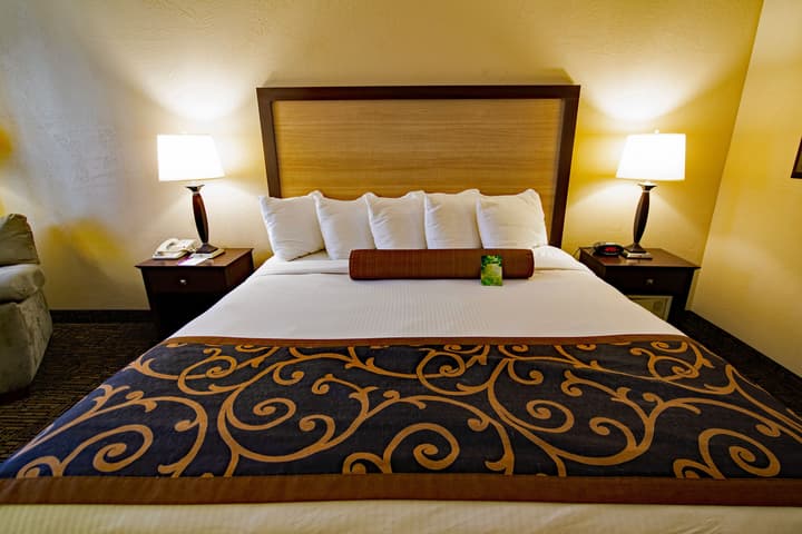 Heritage Inn