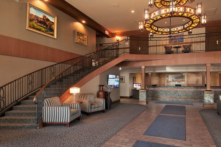 Heritage Inn
