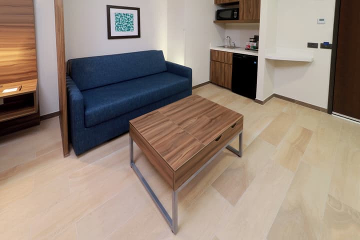 Holiday Inn Express & Suites Playa Del Carmen by IHG