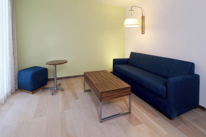 Holiday Inn Express & Suites Playa Del Carmen by IHG
