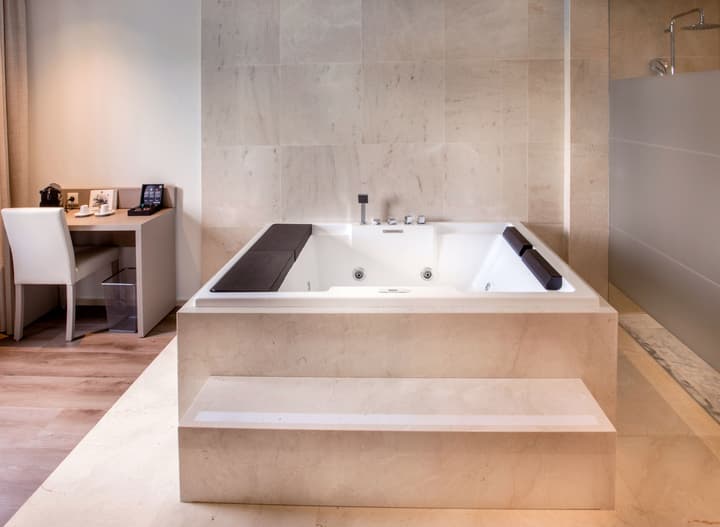 Oporto Airport & Business Hotel