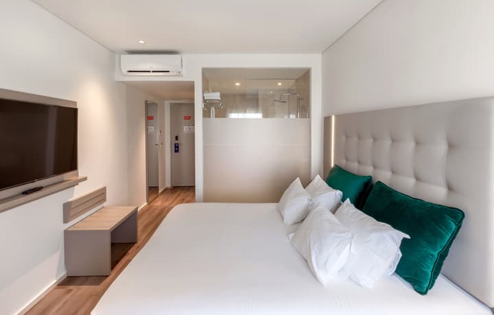 Oporto Airport & Business Hotel