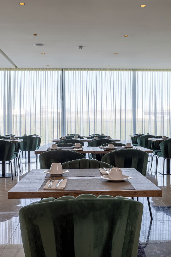 Oporto Airport & Business Hotel