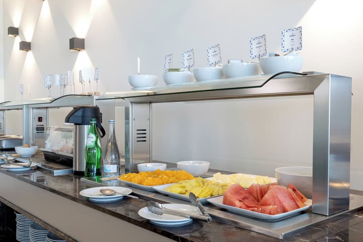 Oporto Airport & Business Hotel