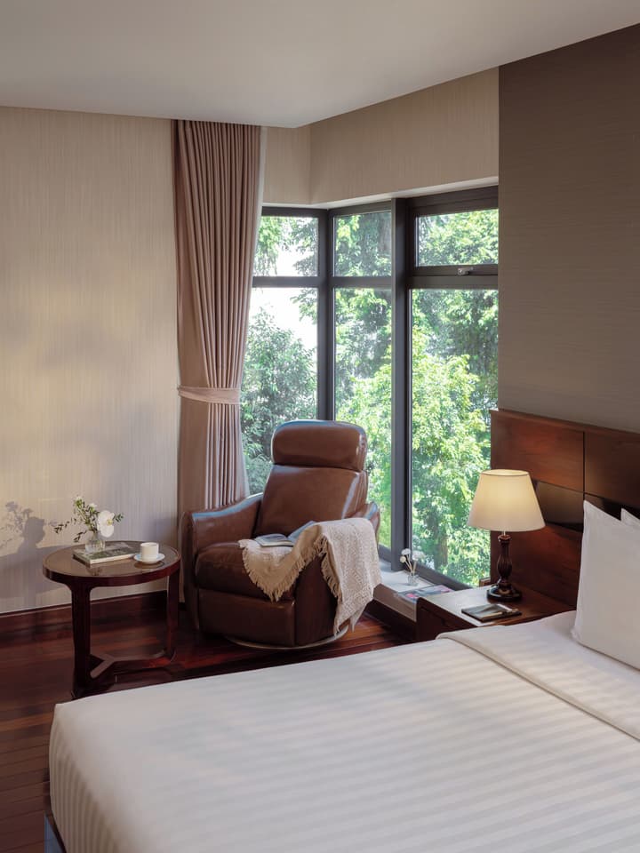 Orchids Saigon Hotel