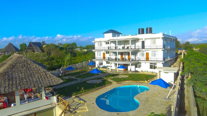 Sea Crest Hotel