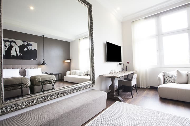 Quentin XL Potsdamer Platz Hotel