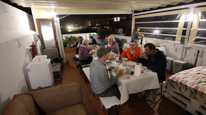 Puerto Nest Hostel