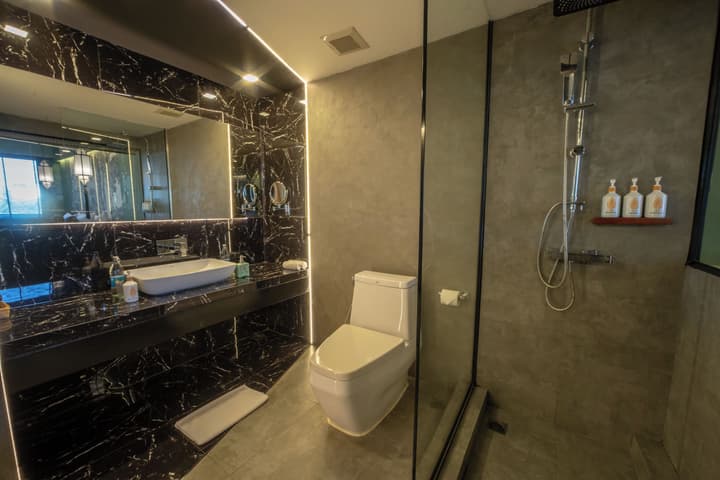 Lao Poet Hotel