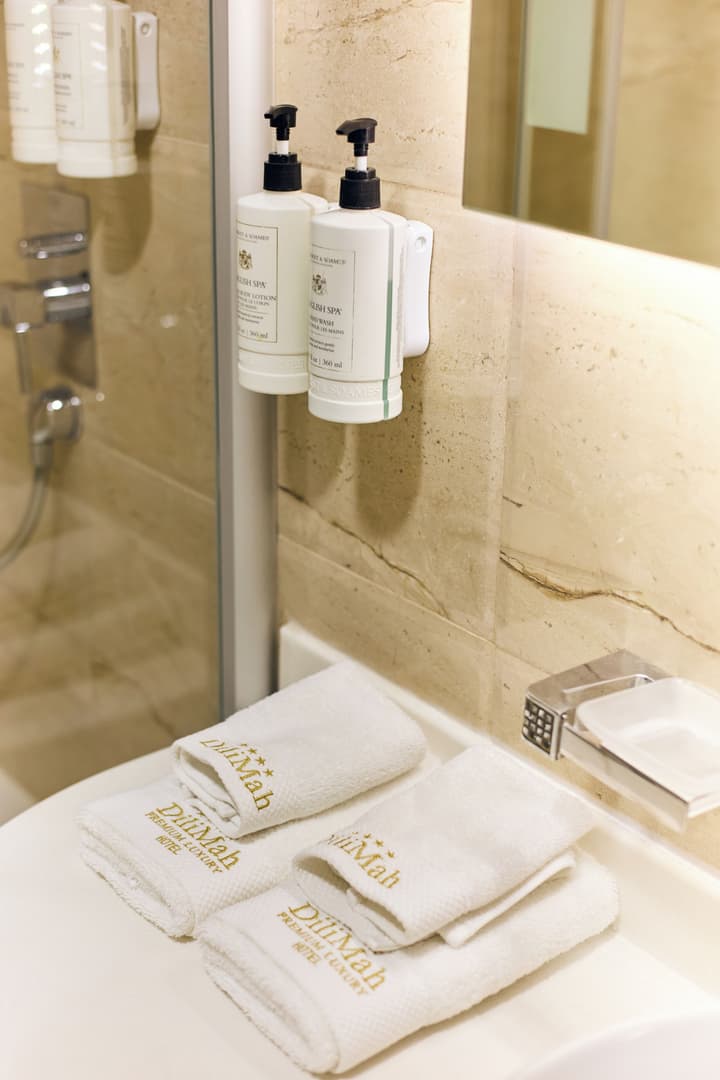 Dilimah Premium Luxury Hotel