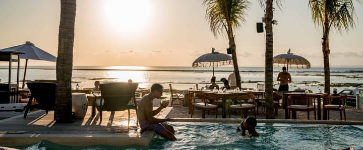 Ohana's Beachfront Resort & Beach Club