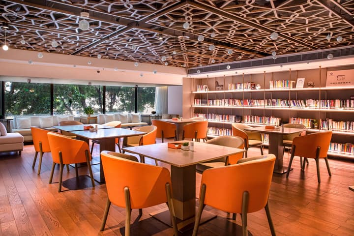 China Hotel