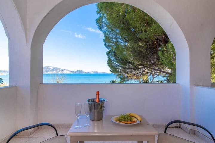 Porto Koukla Beach Hotel