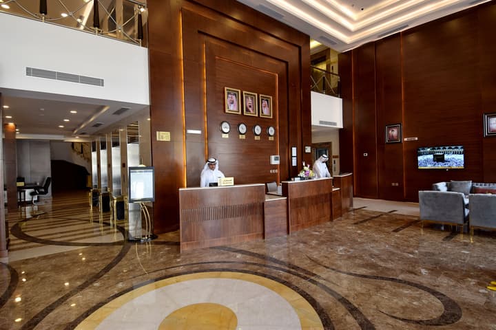Zaha Al Munawara Hotel
