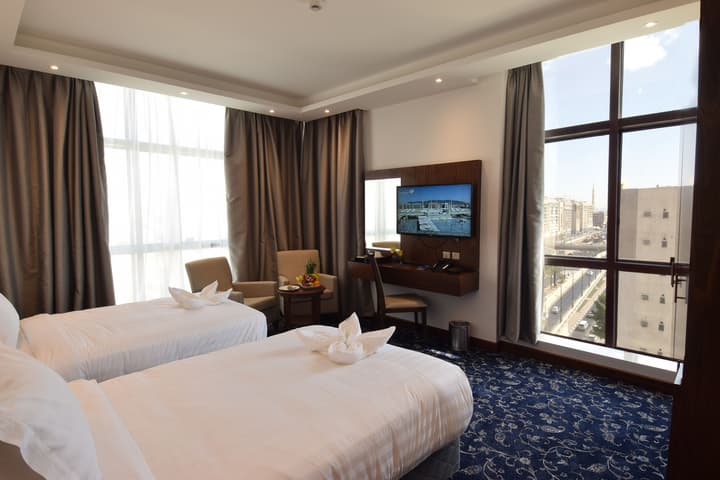 Zaha Al Munawara Hotel