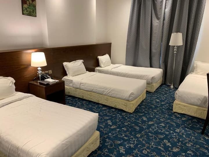 Zaha Al Munawara Hotel