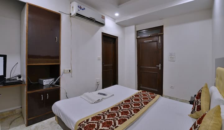 PG International Inn