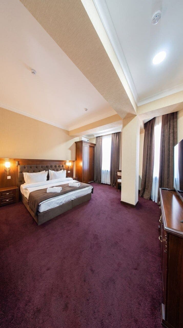 Grand Capital Hotel