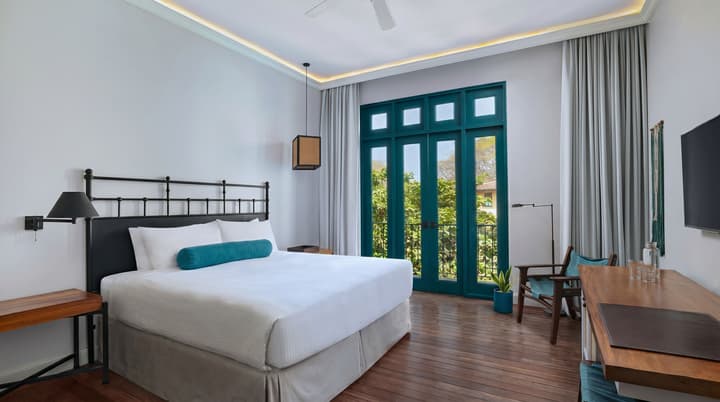 Santarena Hotel at Las Catalinas