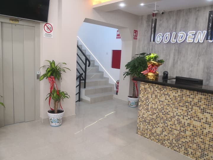 Hostal Golden Alcalá