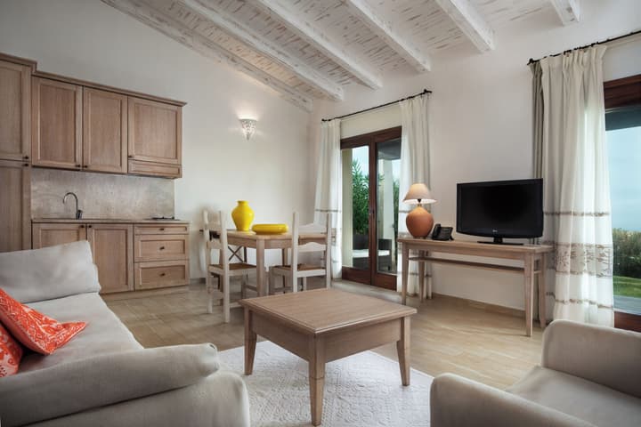 Punta Falcone Resort