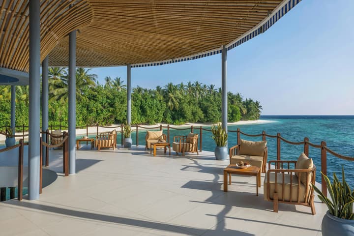 The Halcyon Private Isles Maldives, Autograph Collection
