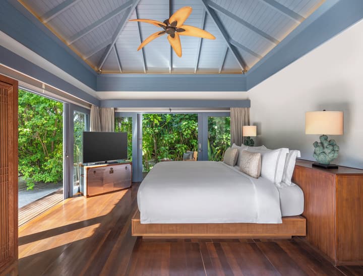 The Halcyon Private Isles Maldives, Autograph Collection
