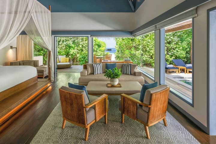 The Halcyon Private Isles Maldives, Autograph Collection