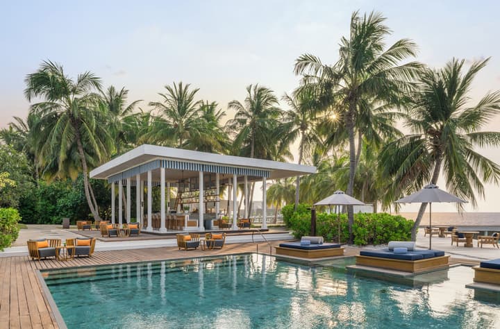 The Halcyon Private Isles Maldives, Autograph Collection
