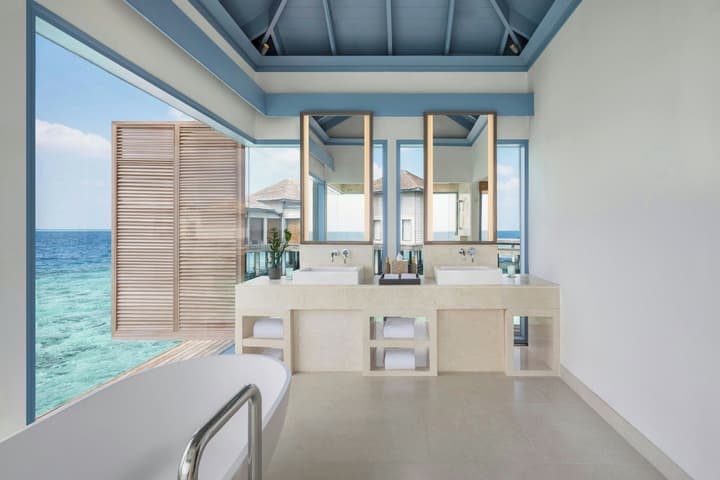 The Halcyon Private Isles Maldives, Autograph Collection
