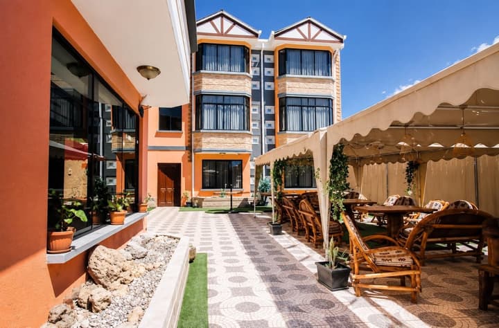 Las Tholas Hotel