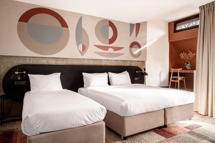 FOREST HOTEL