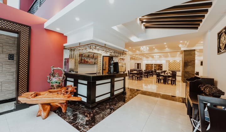 Nobility Grand Hotel