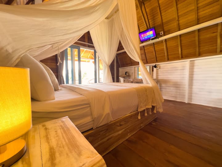 Sunset Hill Penida Resort