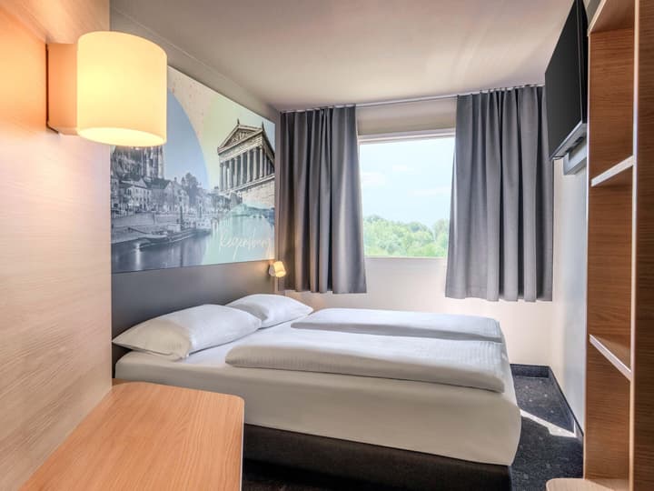 B&B HOTEL Regensburg-Ost